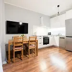 Warta River Snug Apartment